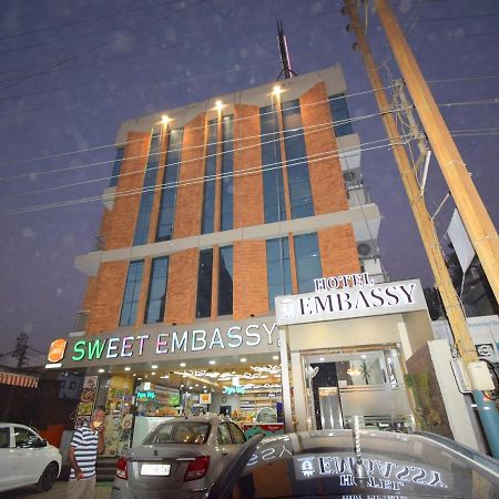 Hotel Embassy Kalol Bagian luar foto